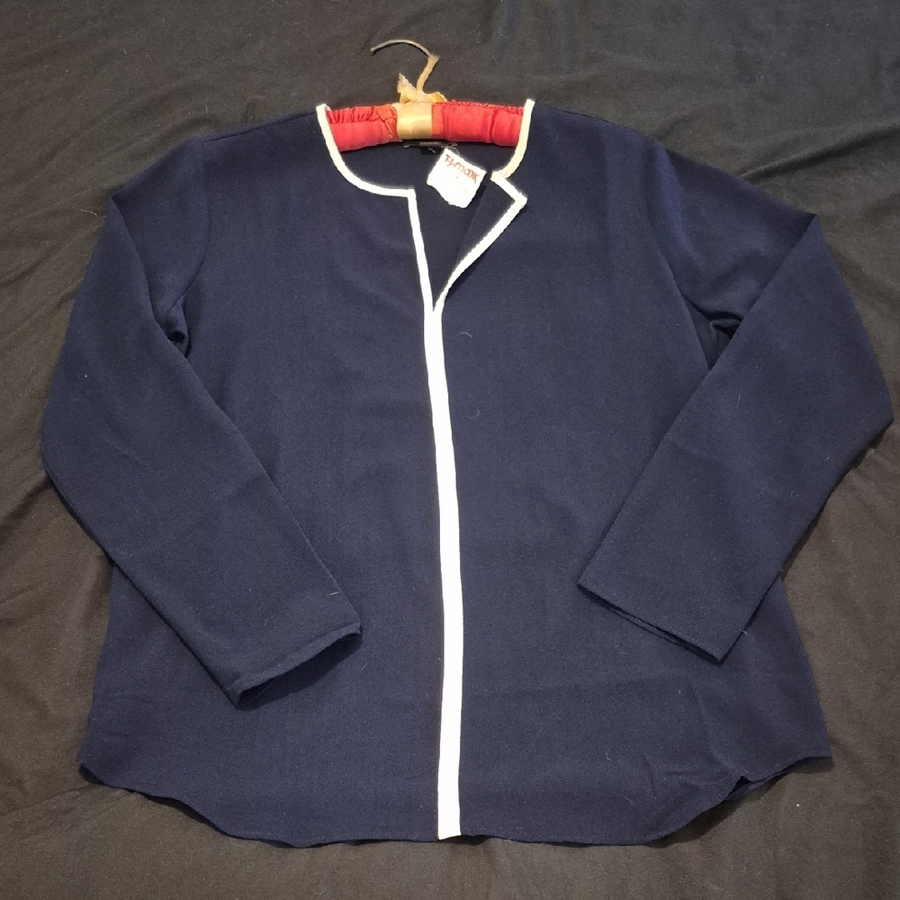 Adrienne Vittadini Navy Blue Blouse with White Trim